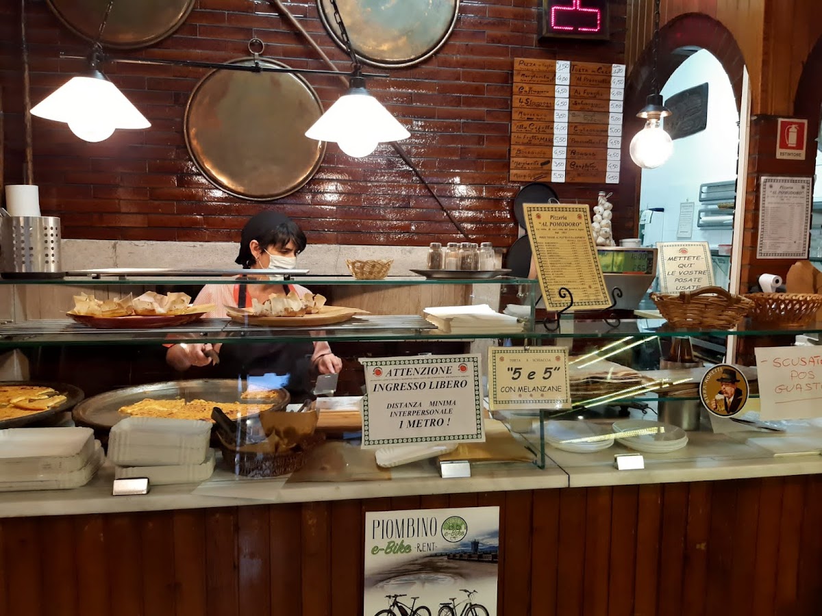 Pizzeria Al Pomodoro - Piombino Photos 2